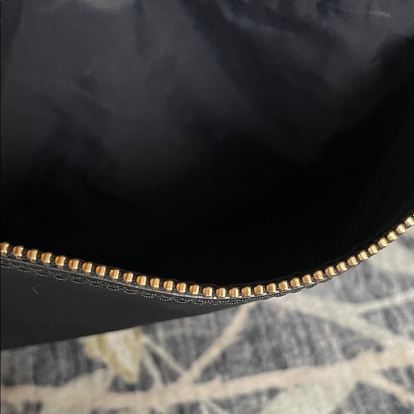 SALE Tory Burch Tilda Black Crossbody Bag EUC - Picture 9 of 10